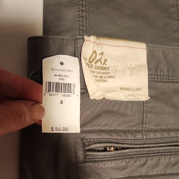 GAP NWT Charcoal Ankle-Length Women's Pants - Picture 2 of 8